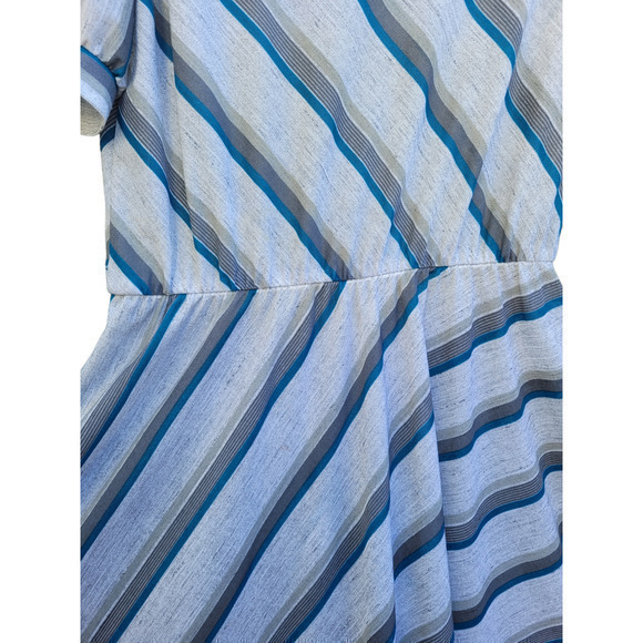 Vintage 70s Blue Gray Striped, Square Neck Flowy, Short Puffy Sleeve Midi Dress - Picture 7 of 9
